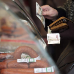 Списанному не верить: в РФ будут штрафовать за раздачу просроченной еды